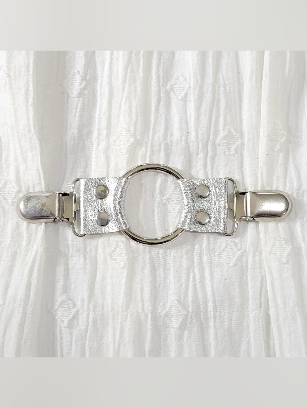 Silver Metallic Leather Cinch Clip W/ Oring, DIY Tailoring, New, Handmade